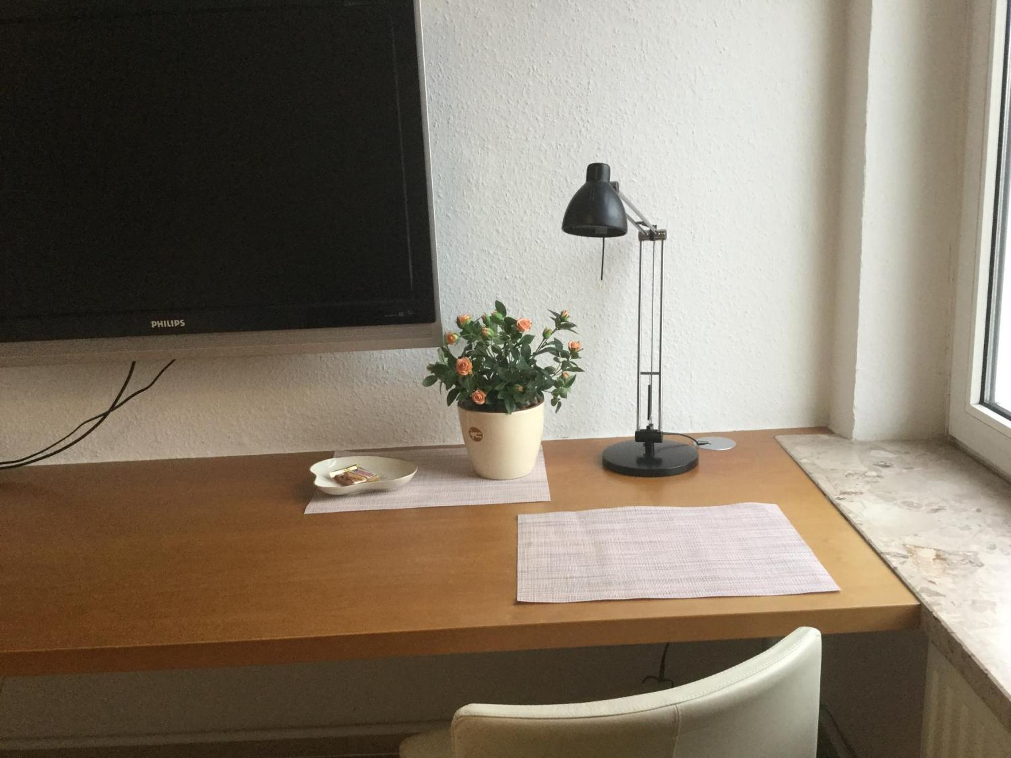 Ferienhaus Us Luett Hus Und Das Zimmer Linde Im Haupthaus Oldenburg Camera foto
